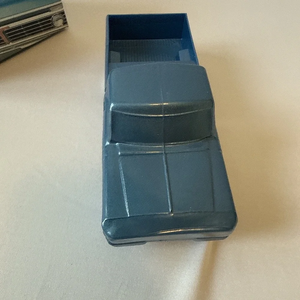 Vtg Avon 73 Ford Ranger Pickup Wild Country After Shave Decanter Full Box Decals